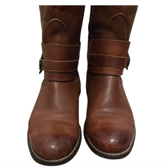 Lyard Brand Leather Knee-High Boots - Picture 3 of 5